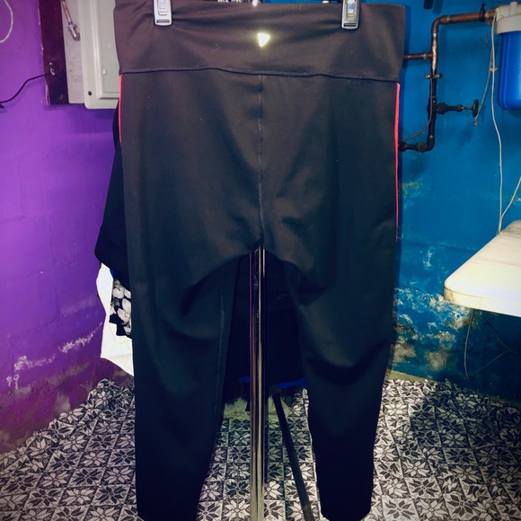 Bundle Of HighWaisted Stripe XLCompression Legging - Picture 7 of 8